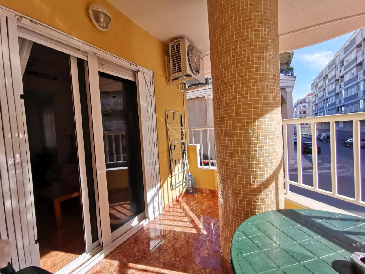 Rent An Apartment In Torrevieja Kültér fotó